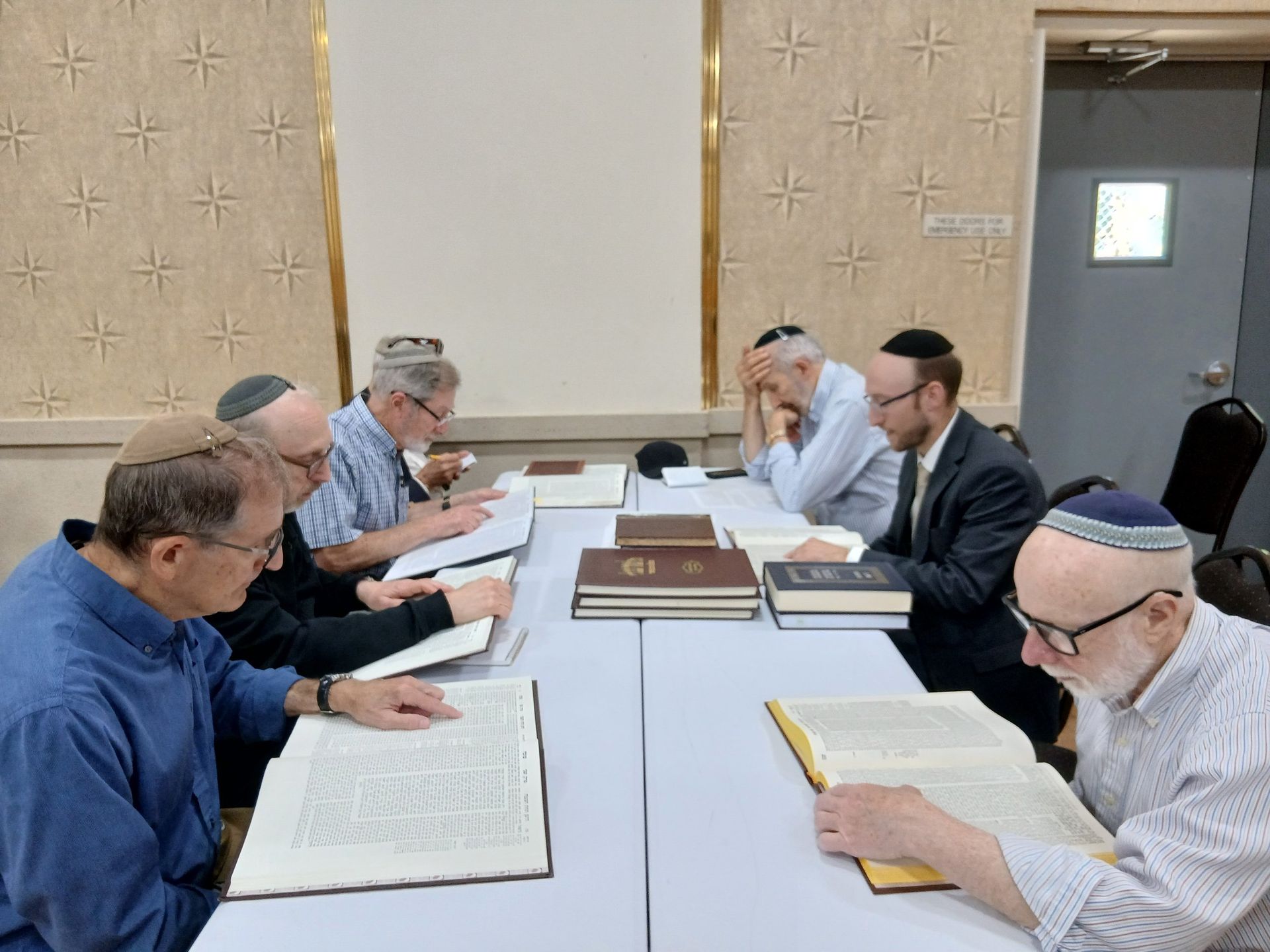 Learning Gemara together
